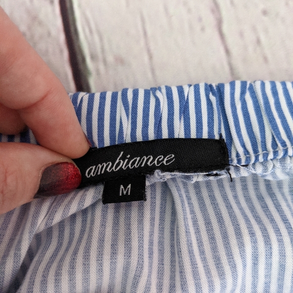 Ambiance Off Shoulder Striped Crop Top Medium - Picture 4 of 5